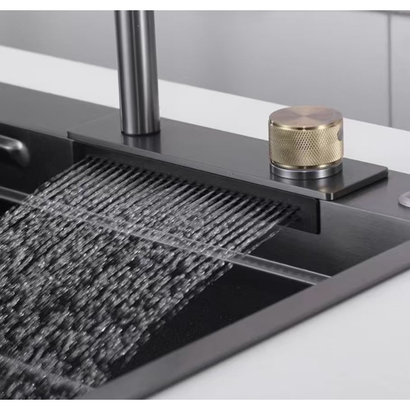 Kitchen Gadgets Luxury - صنبور المطر الطائر يأتي مع رذاذ