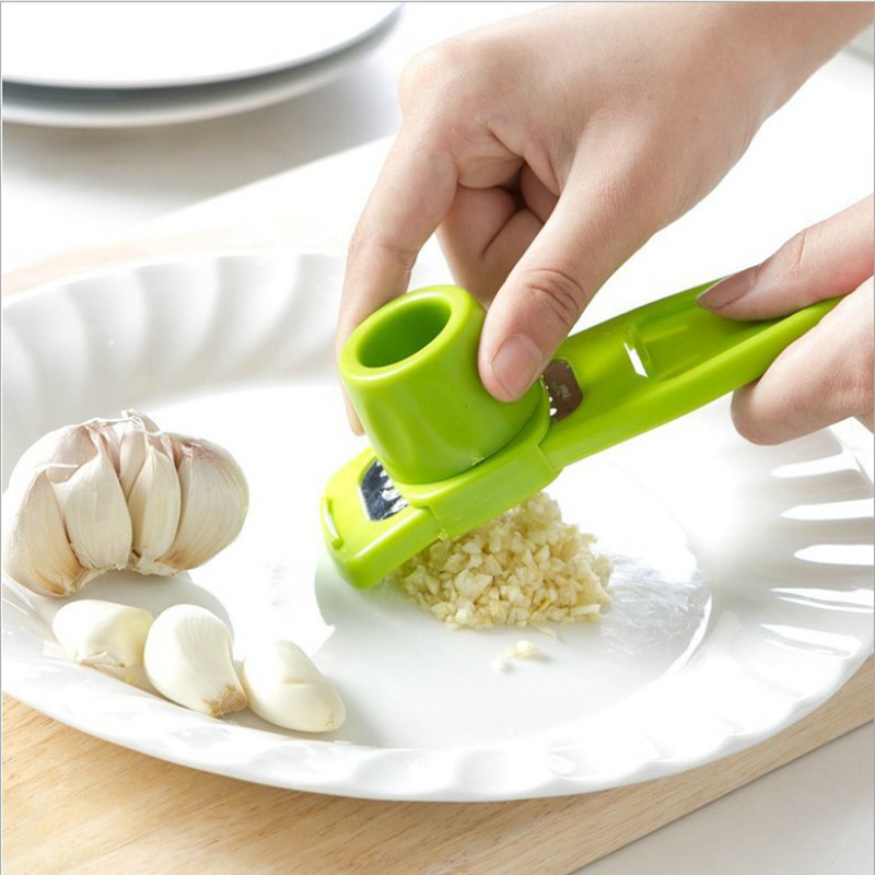 Kitchen Gadgets Small - 1 حزمة مطحنة الثوم الصغيرة الإبداعية