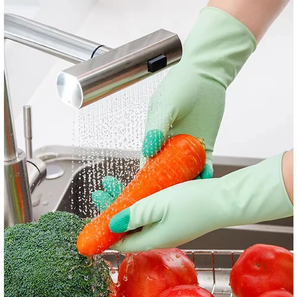 قفازات سيليكون لغسل الأطباق وت - مراجعة Kitchen Gadgets Needed وسعره