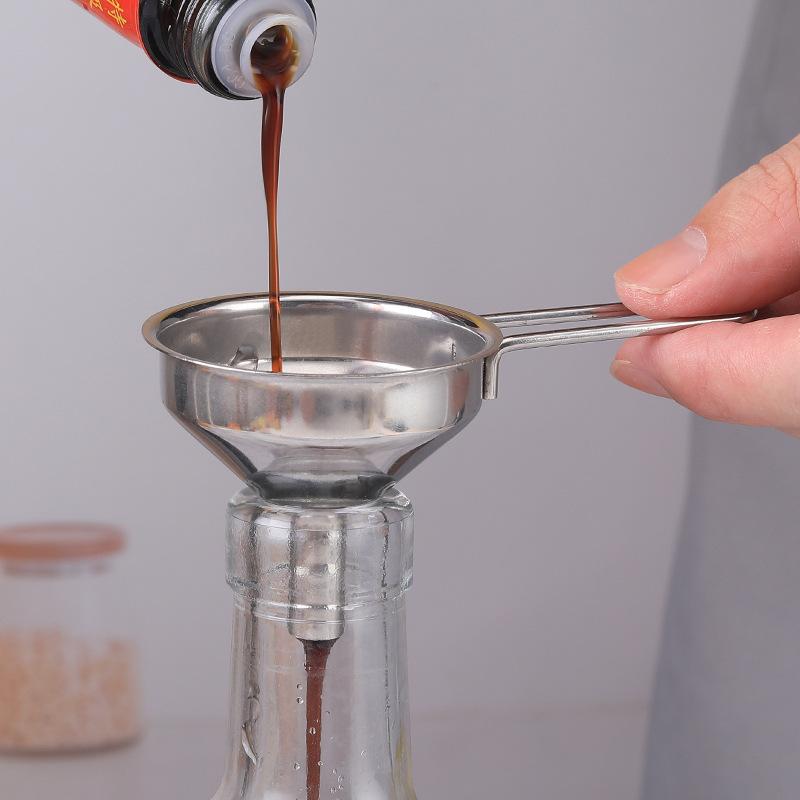 SUSU قطعة واحدة قمع صغير من ال - مراجعة Kitchen Gadgets Small وسعره